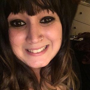 Meet your Posher, Mandy